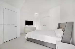 851 NE 1st Ave, Miami, FL 33132 - Photo 11