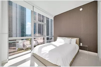 851 NE 1st Ave #1701, Miami, FL 33132 - Photo 17