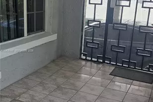 455 NE 131st St, North Miami, FL 33161 - Photo 15
