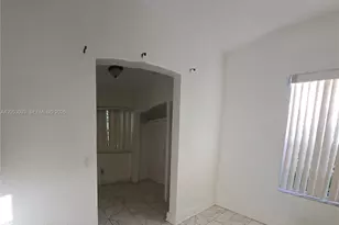 455 NE 131st St, North Miami, FL 33161 - Photo 11