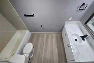 12555 NW 11th Way, Miami, FL 33182 - Photo 19