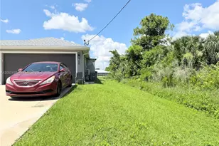 700 Connecticut, Lehigh Acres, FL 33936 - Photo 7