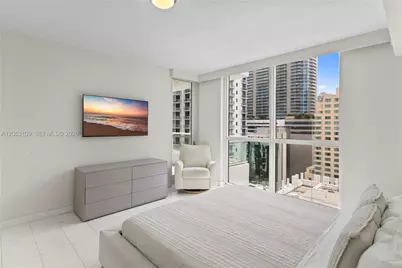 1080 Brickell Ave #1602, Miami, FL 33131 - Photo 23