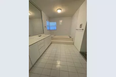 [Address not provided], Miami, FL 33175 - Photo 3