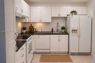 2801 NE 183rd St, Aventura, FL 33160 - Photo 11