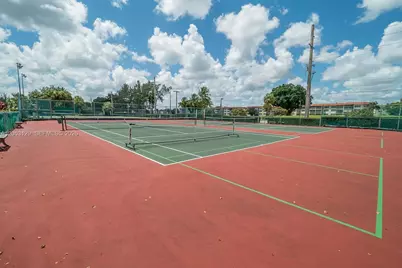 8990 S Hollybrook Blvd #210, Pembroke Pines, FL 33025 - Photo 19