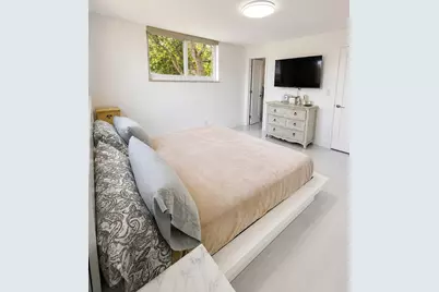 8990 S Hollybrook Blvd #210, Pembroke Pines, FL 33025 - Photo 9