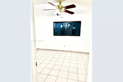 131 SW 109th Ave #L5, Sweetwater, FL 33174 - Photo 3