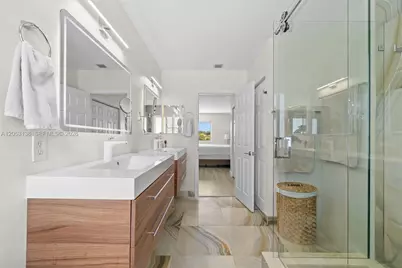 12050 SW 135th Ter, Miami, FL 33186 - Photo 17