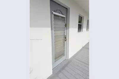 8590 Sunrise Lakes Blvd #309, Sunrise, FL 33322 - Photo 3