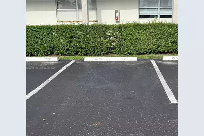 8590 Sunrise Lakes Blvd #309, Sunrise, FL 33322 - Photo 21