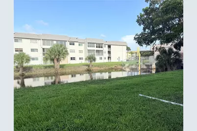 8590 Sunrise Lakes Blvd #309, Sunrise, FL 33322 - Photo 23