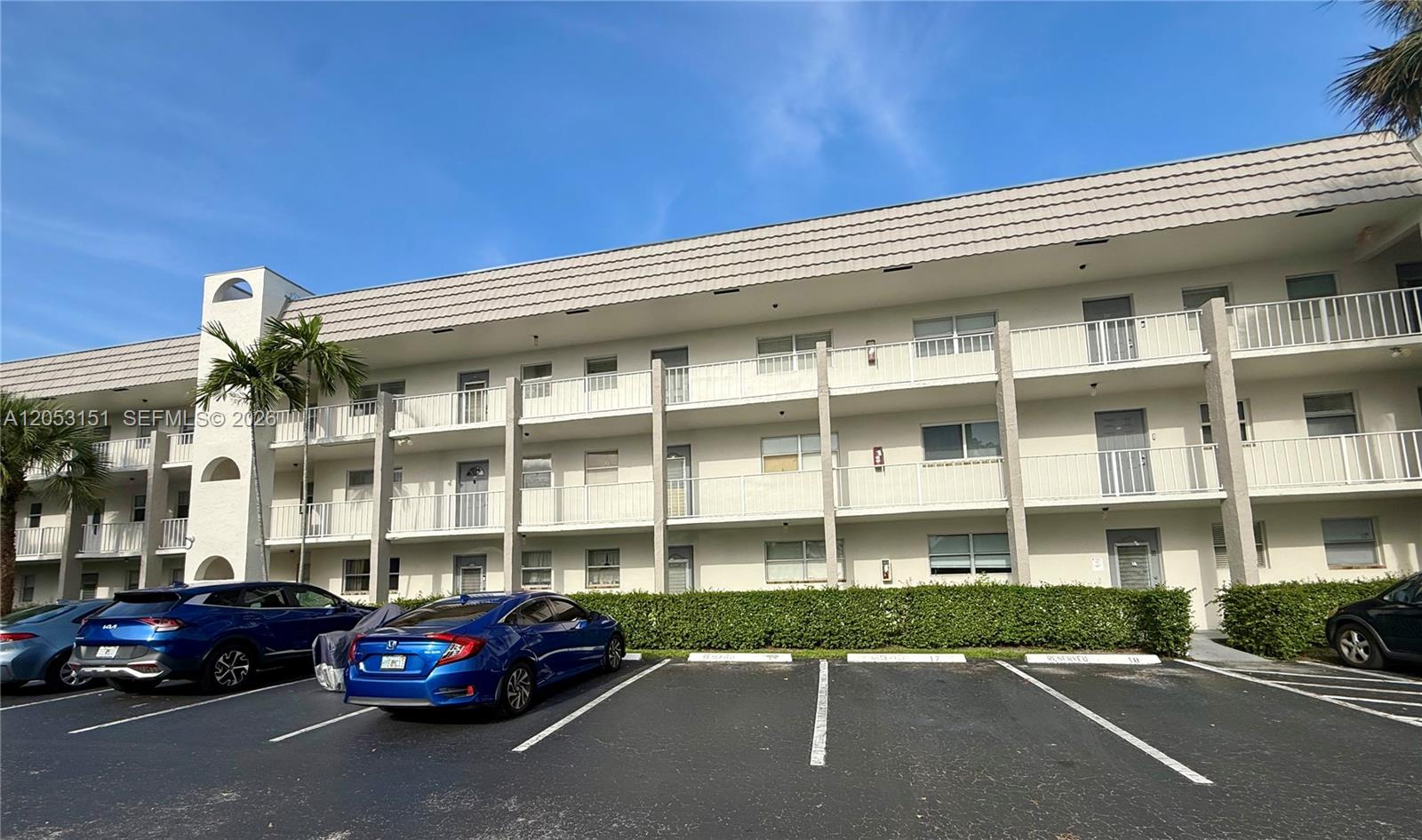 8590 Sunrise Lakes Blvd #309 - 8590 Sunrise Lakes Blvd #309, Sunrise, FL 33322 Luxury Property | Jose Angel Pina