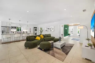 11121 Griffing Blvd, Biscayne Park, FL 33161 - Photo 17