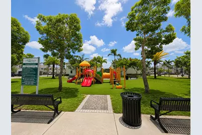 1367 SE 26th Ter, Homestead, FL 33035 - Photo 29