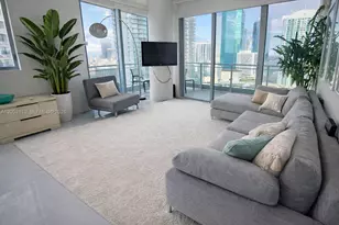 92 SW 3rd St, Miami, FL 33130 - Photo 5