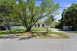 1014 SW 20th St, Fort Lauderdale, FL 33315 - Photo 51