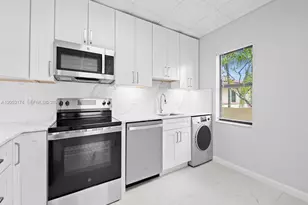 2300 NE 6th Ave, Wilton Manors, FL 33305 - Photo 1