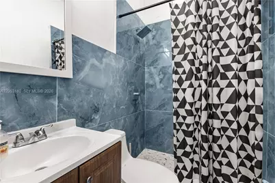 106 NW 84th St, Miami, FL 33150 - Photo 19