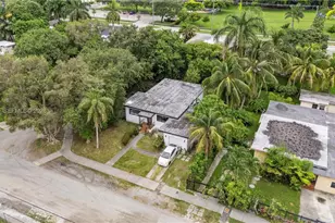 106 NW 84th St, Miami, FL 33150 - Photo 21