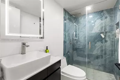 106 NW 84th St, Miami, FL 33150 - Photo 15