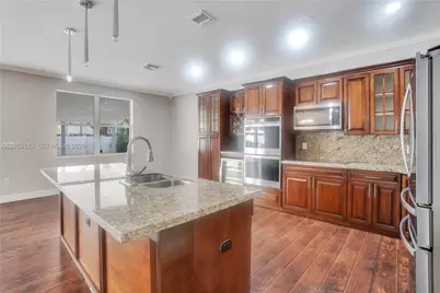 5012 SW 155th Ave, Miramar, FL 33027 - Photo 11