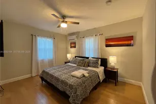 1178 NE 112th St, Miami, FL 33161 - Photo 17