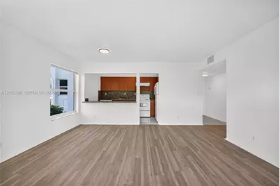 505 S Pine Island Rd #B102, Plantation, FL 33324 - Photo 11
