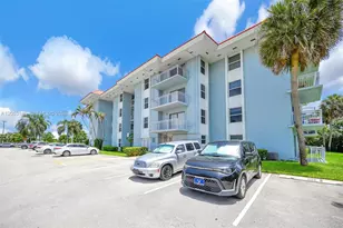 505 S Pine Island Rd, Plantation, FL 33324 - Photo 3