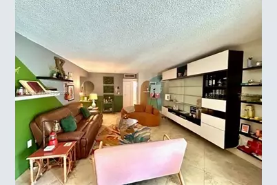 6555 W Broward Blvd #306, Plantation, FL 33317 - Photo 5