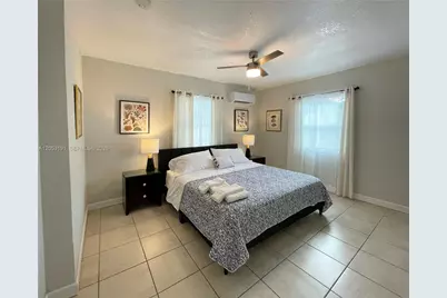1178 NE 112th St #2, Miami, FL 33161 - Photo 11