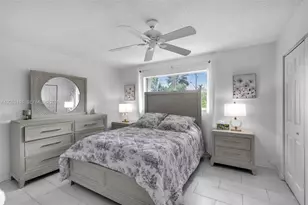 450 SE 7th St, Dania Beach, FL 33004 - Photo 13