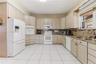 16520 SW 272nd St, Homestead, FL 33031 - Photo 19