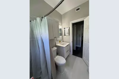 618 30th St, West Palm Beach, FL 33407 - Photo 13