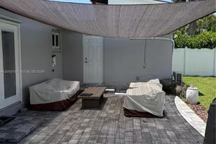 3397 NE 20th Ave, Oakland Park, FL 33306 - Photo 27