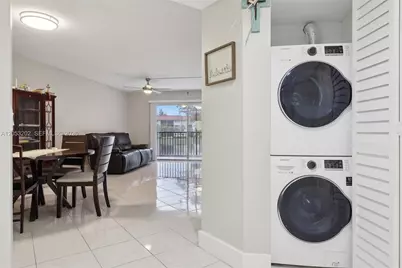 850 SW 138th Ave #208D, Pembroke Pines, FL 33027 - Photo 17