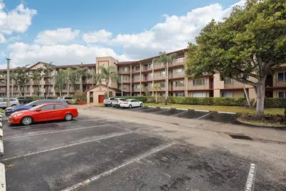 850 SW 138th Ave #208D, Pembroke Pines, FL 33027 - Photo 3