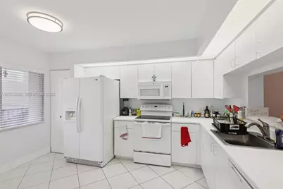 850 SW 138th Ave #208D, Pembroke Pines, FL 33027 - Photo 15