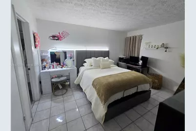 6070 W 18th Ave #306, Hialeah, FL 33012 - Photo 3