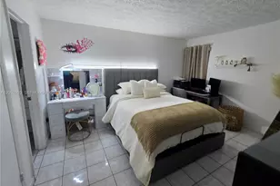 6070 W 18th Ave, Hialeah, FL 33012 - Photo 3
