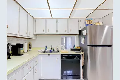 7722 Camino Real #E304, Miami, FL 33143 - Photo 9