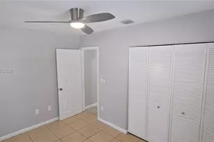 19572 NW 29th Pl, Miami Gardens, FL 33056 - Photo 9