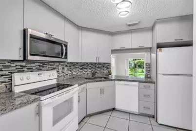 10018 Hammocks Blvd #101-5, Miami, FL 33196 - Photo 3