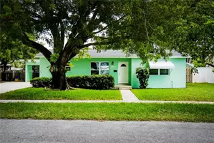 1427 Crest Dr, Lake Worth, FL 33461 - Photo 1