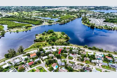 1427 Crest Dr, Lake Worth, FL 33461 - Photo 29