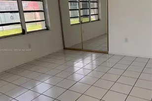 5325 SW 77th Ct, Miami, FL 33155 - Photo 13