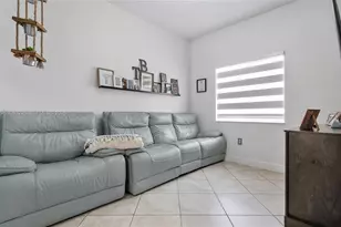 7478 NW 180th Terrace, Hialeah, FL 33015 - Photo 7