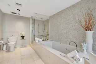 17121 Collins Ave, Sunny Isles Beach, FL 33160 - Photo 49