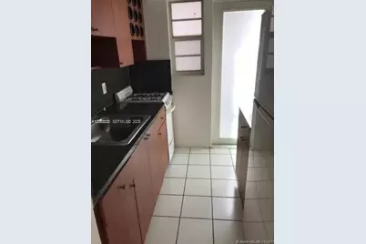 1235 Euclid Ave #8, Miami Beach, FL 33139 - Photo 3