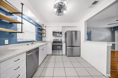 4946 2nd Ave N St Petersburg, Other City - In The State Of Florida, FL 33710 - Photo 15